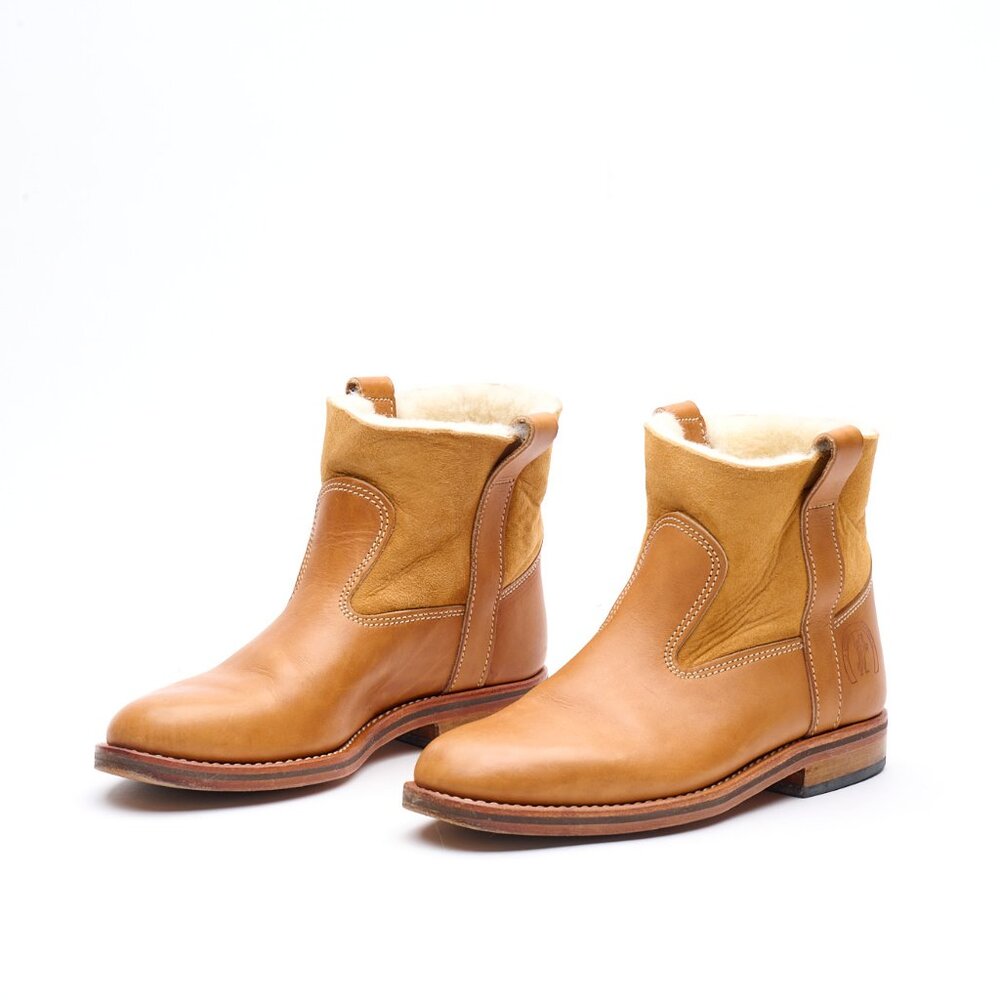 La Botte Gardiane "Avoriaz" shearling leather boots (size 36)